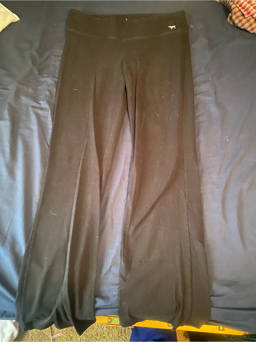 PINK Victoria's Secret Black Yoga Pants with Logo Print